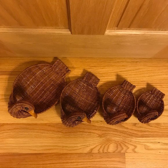 Vintage wicker/rattan set of nesting duck baskets - Picture 3 of 16